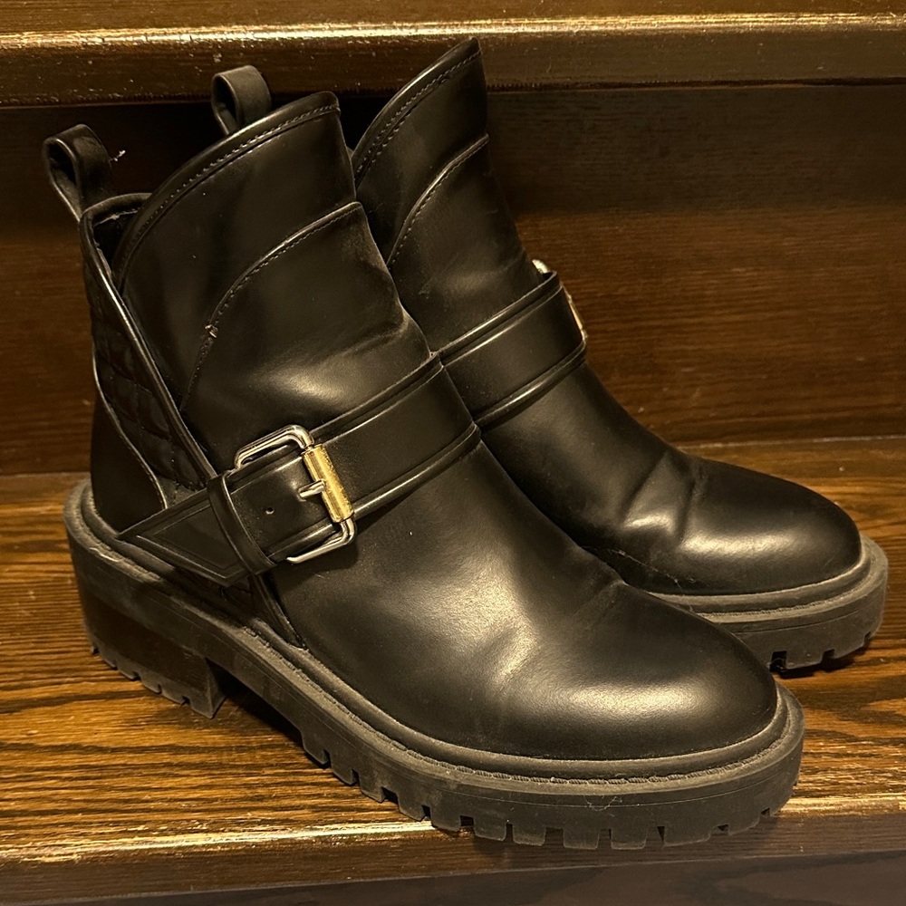 Zara Black Ankle Boots with Buckle (W38)